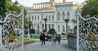 Панорамный вид: Ливадийский дворец