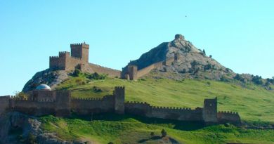 Экскурсии в `Генуэзская крепость в Судаке` из Алупки